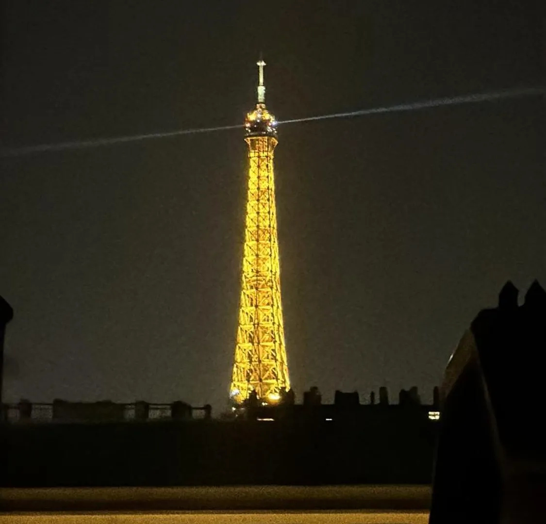 Aparthotel Appartement Proche De La Tour Eiffel Paris France